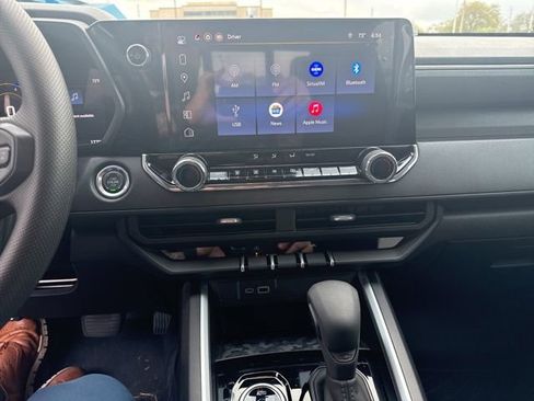 Used 2026 Chevrolet Colorado Trail Boss image 11