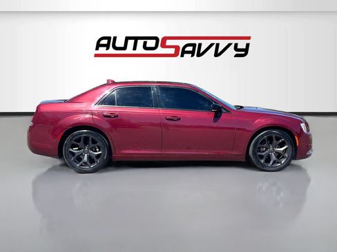 Used 2021 Chrysler 300 S RWD image 8