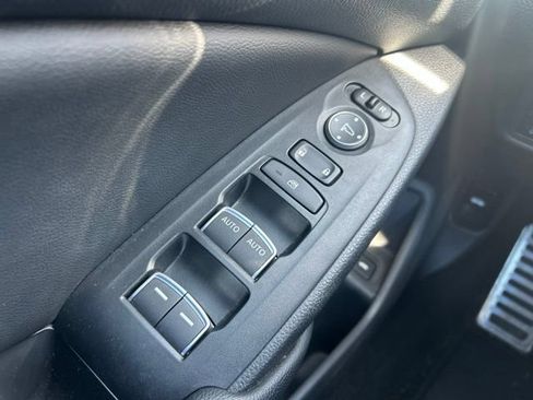Used 2018 Honda Accord Sport image 18