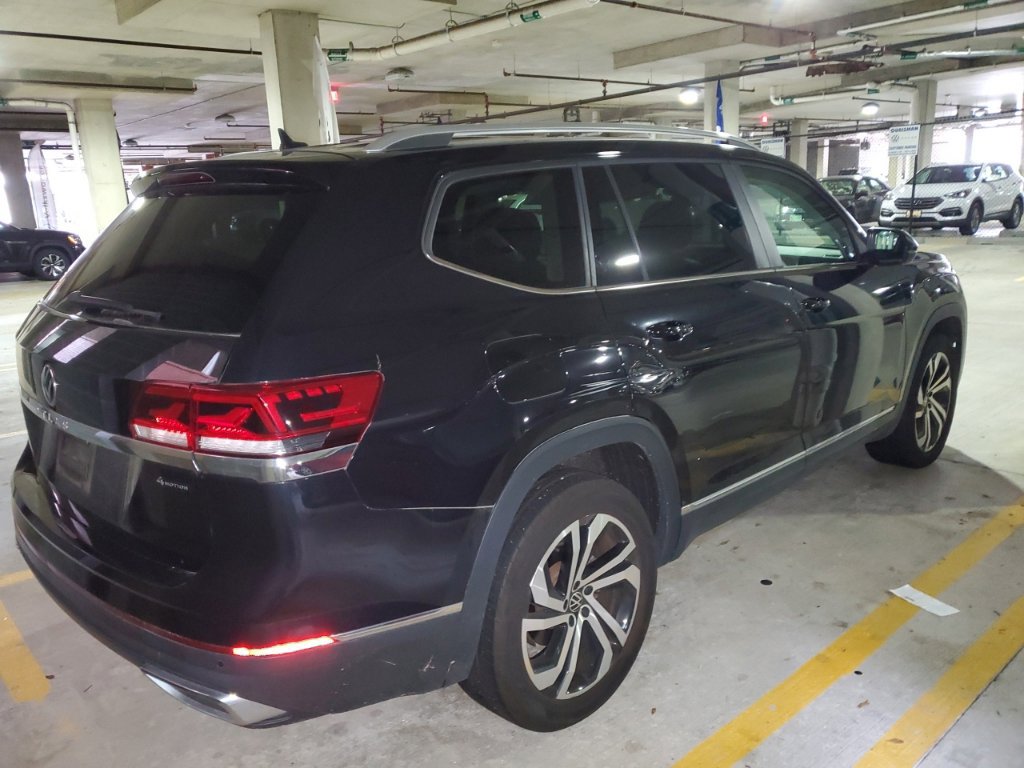 Certified 2023 Volkswagen Atlas SEL AWD/4WD image 7