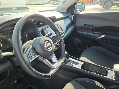 Used 2024 Nissan Kicks SV FWD image 10