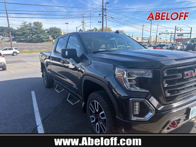 Used 2022 GMC Sierra 1500 AT4 w/ AT4 Preferred Package AWD/4WD image 1