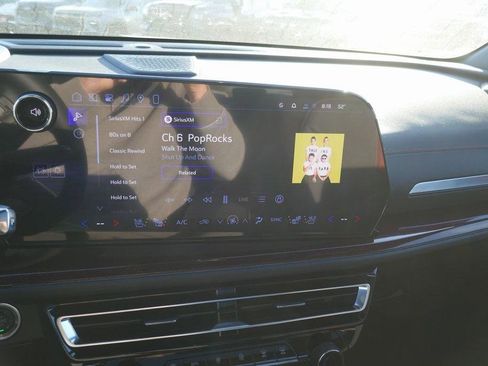 New 2026 Chevrolet Traverse RS image 30