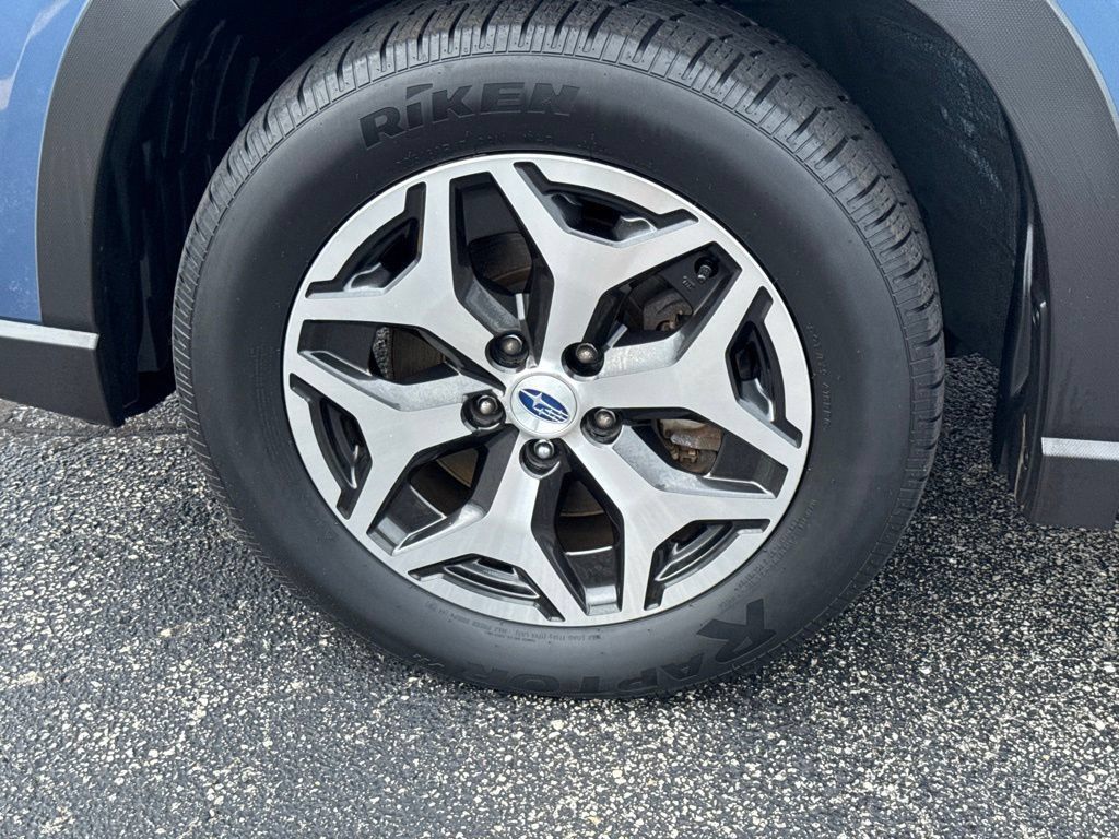 Used 2019 Subaru Forester Premium w/ Popular Package #1 AWD/4WD image 39