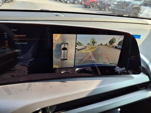 New 2026 Cadillac Vistiq Sport image 32