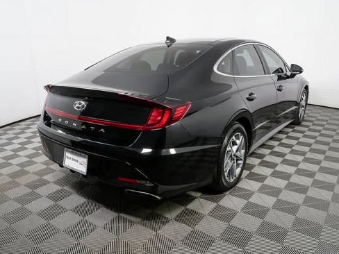 Used 2023 Hyundai Sonata SEL w/ Convenience Package image 3
