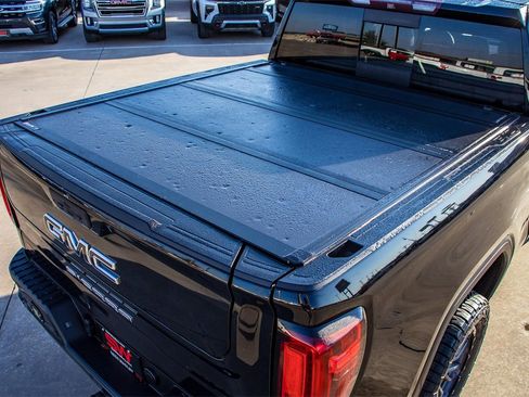 Used 2019 GMC Sierra 1500 AT4 w/ AT4 Premium Package image 9