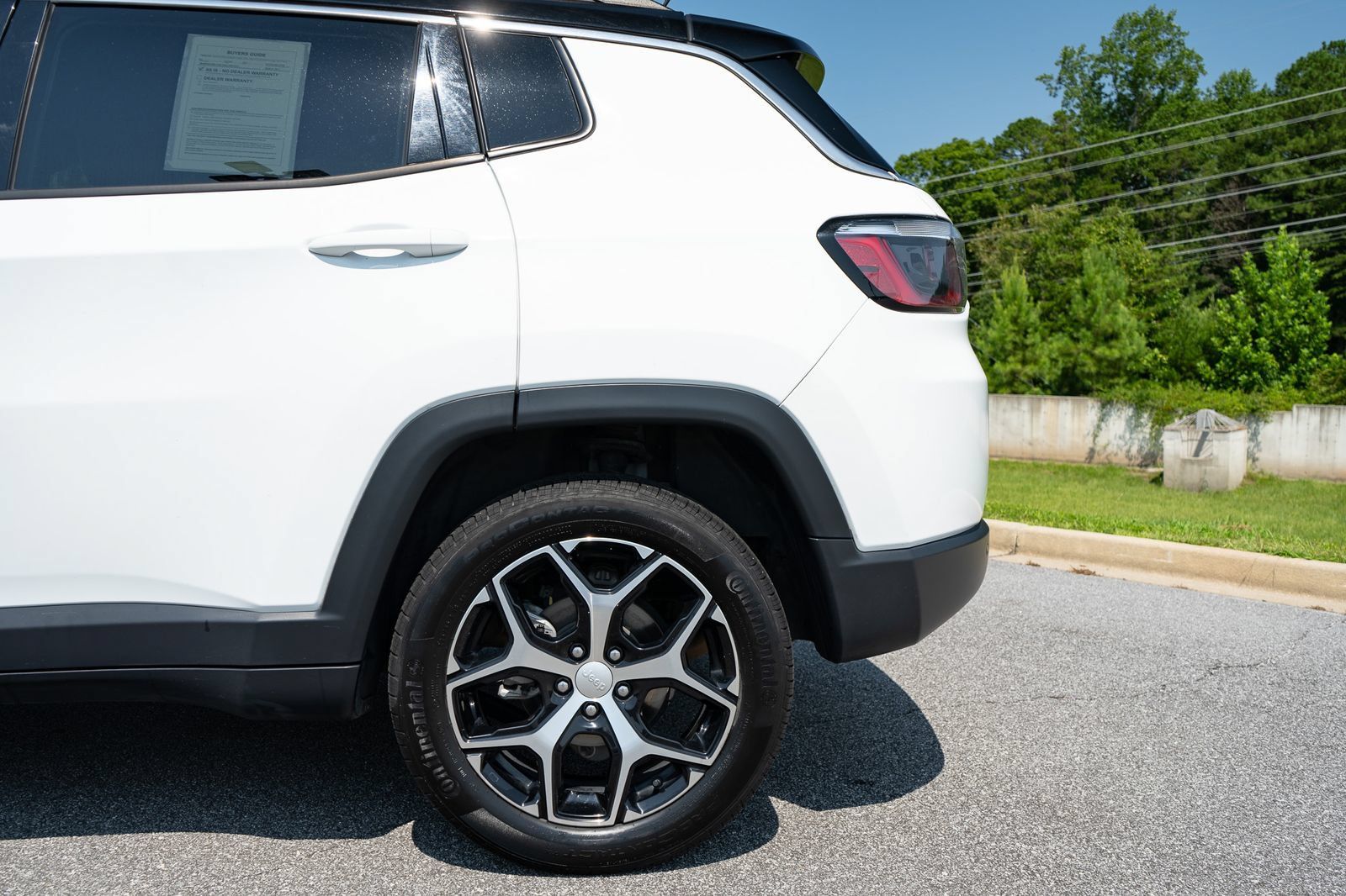 Used 2024 Jeep Compass Limited AWD/4WD image 6