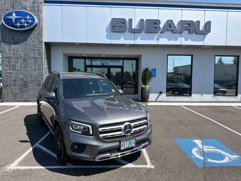 Used 2020 Mercedes-Benz GLB 250 4MATIC image 1