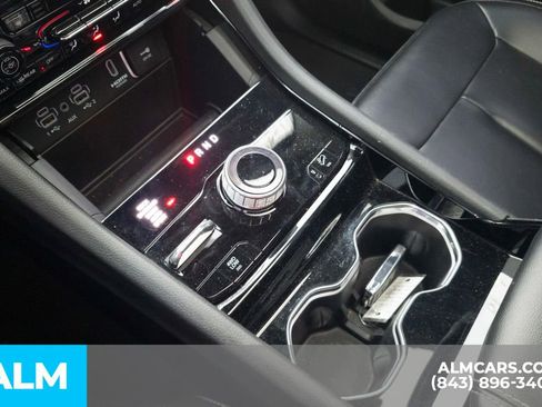 Used 2023 Jeep Grand Cherokee 4WD 4xe image 10