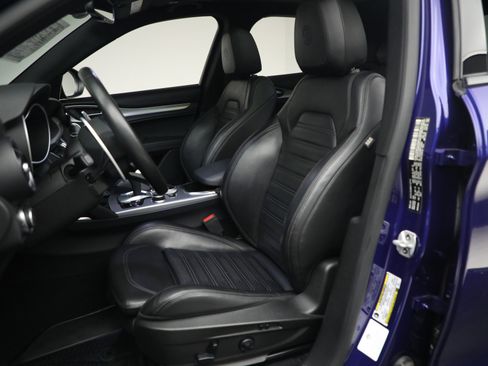Used 2020 Alfa Romeo Stelvio Ti Sport image 14