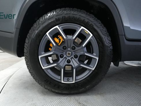Used 2022 Rivian R1T Launch Edition AWD/4WD image 22