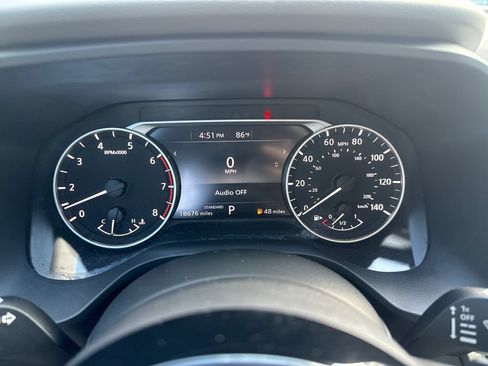 Used 2023 Nissan Rogue SV w/ SV Premium B Package FWD image 16