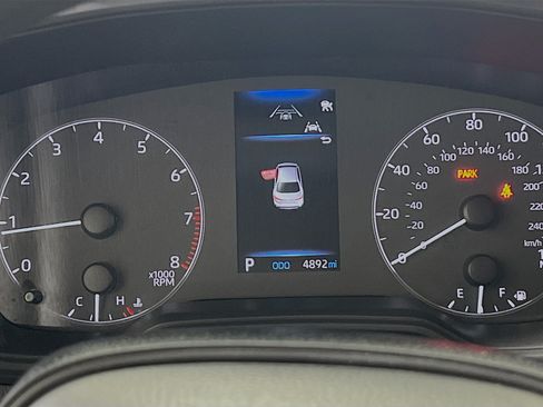 Used 2025 Toyota Corolla LE FWD image 22