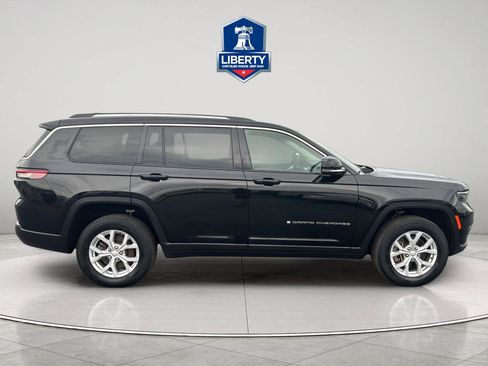 Used 2023 Jeep Grand Cherokee L Limited AWD/4WD image 13