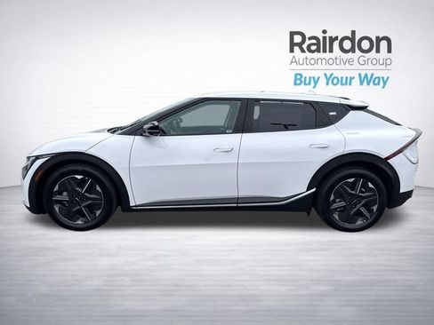 Used 2025 Kia EV6 Light RWD image 6