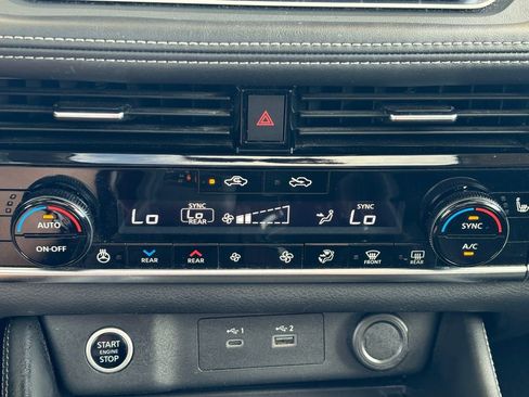 Used 2022 Nissan Rogue SL image 29