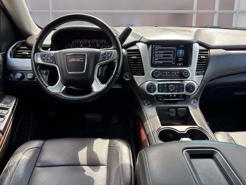 Used 2020 GMC Yukon SLT w/ Open Road Package AWD/4WD image 15
