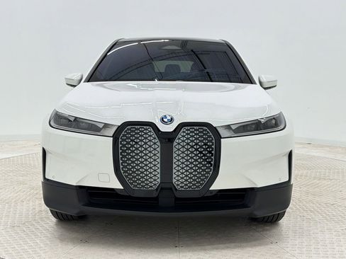 Certified 2023 BMW iX xDrive50 w/ Convenience Package AWD/4WD image 6