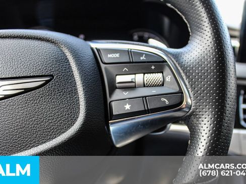 Used 2025 Genesis G70 2.5T RWD image 26