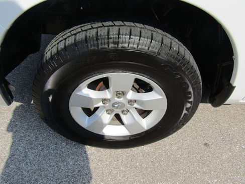 Used 2023 RAM 1500 Classic SLT w/ Trailer & Traction Group image 9