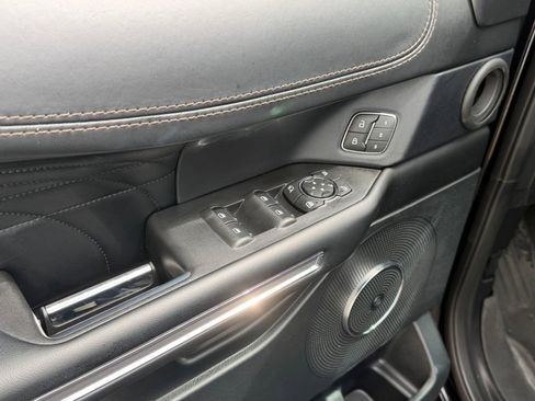 Used 2020 Ford Expedition Platinum RWD image 22