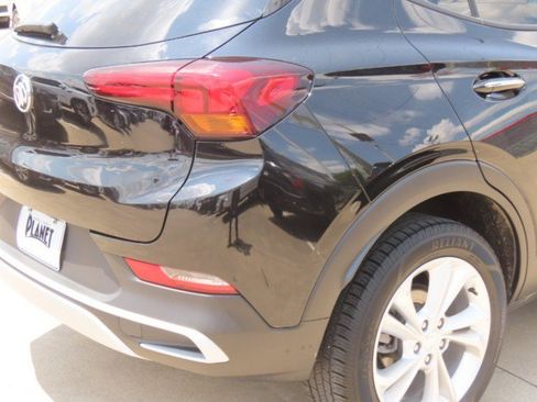 Used 2022 Buick Encore GX Preferred w/ Cold Weather Comfort Package AWD/4WD image 9