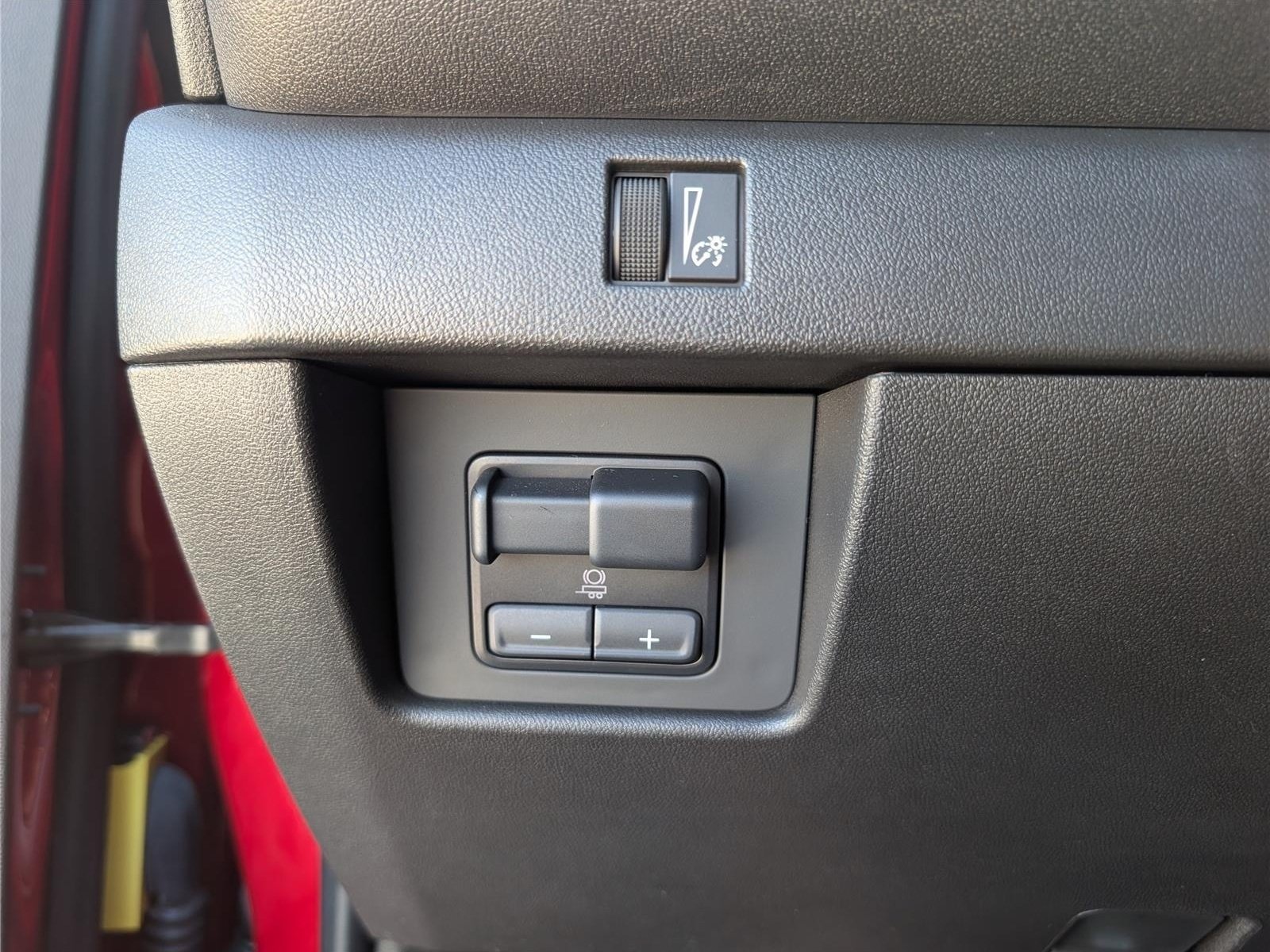 Used 2024 Chevrolet Colorado Trail Boss w/ LPO, Dark Essentials Package AWD/4WD image 21