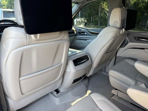 Certified 2024 Cadillac Escalade Sport Platinum w/ LPO, ONYX Package AWD/4WD image 12