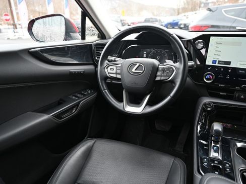 Used 2022 Lexus NX 350 AWD image 11