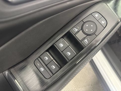 Used 2023 Nissan Rogue SV w/ SV Premium B Package AWD/4WD image 24