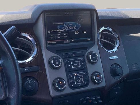 Used 2015 Ford F250 Lariat AWD/4WD image 7