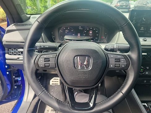 Used 2023 Honda Accord Sport image 19