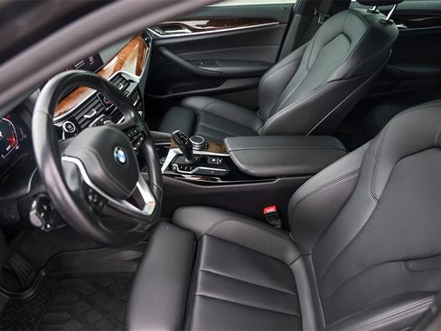 Used 2020 BMW 530i image 12