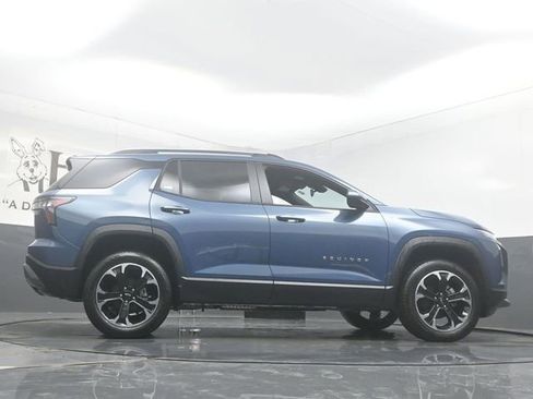 New 2026 Chevrolet Equinox LT w/ LPO, Floor Liner Package FWD image 31