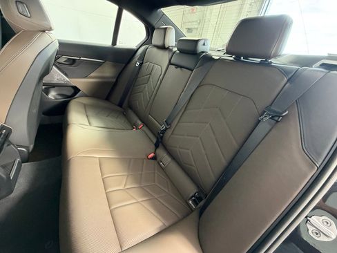 Used 2025 BMW 530i image 14