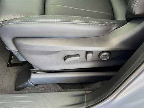 New 2025 Subaru Ascent Touring image 23