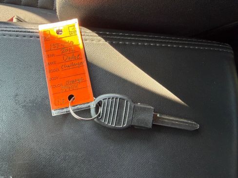 Used 2012 Dodge Challenger R/T w/ Sound Group II image 27