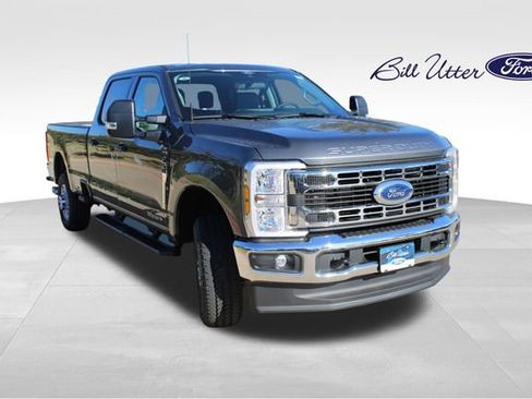 New 2026 Ford F350 XLT w/ FX4 Off-Road Package image 2