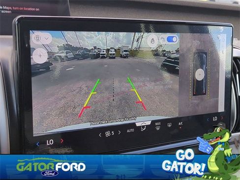 Used 2025 Ford Expedition Active image 22