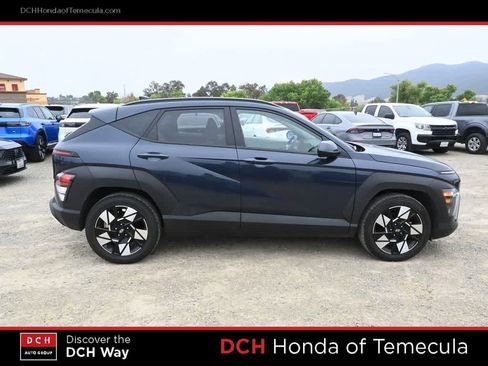 Used 2024 Hyundai Kona SEL FWD image 5