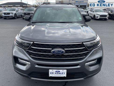 Used 2022 Ford Explorer XLT w/ Equipment Group 202A image 25