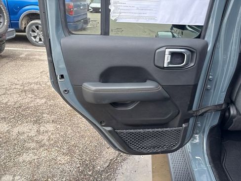 Used 2024 Jeep Wrangler Unlimited Sahara AWD/4WD image 20