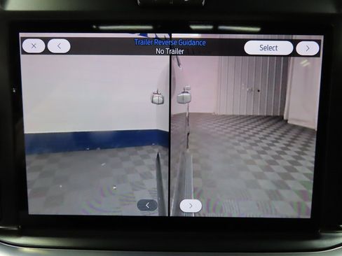 Used 2025 Ford F350 Platinum w/ Platinum Plus Package image 21