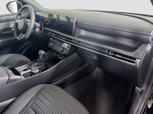 New 2026 Hyundai Santa Cruz SE AWD/4WD image 30