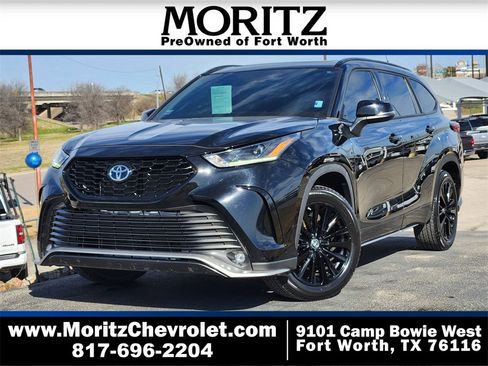 Used 2023 Toyota Highlander XSE image 1