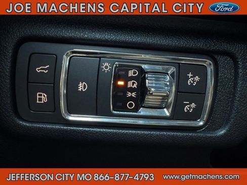 Used 2022 Lincoln Corsair Grand Touring w/ Elements Technology Bundle image 24