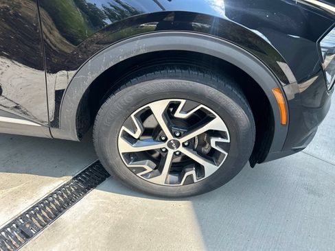 Certified 2023 Kia Sportage EX AWD/4WD image 7
