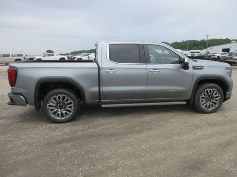New 2026 GMC Sierra 1500 Denali Ultimate AWD/4WD image 3