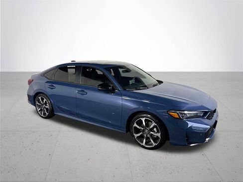 Used 2025 Honda Civic Sport image 4